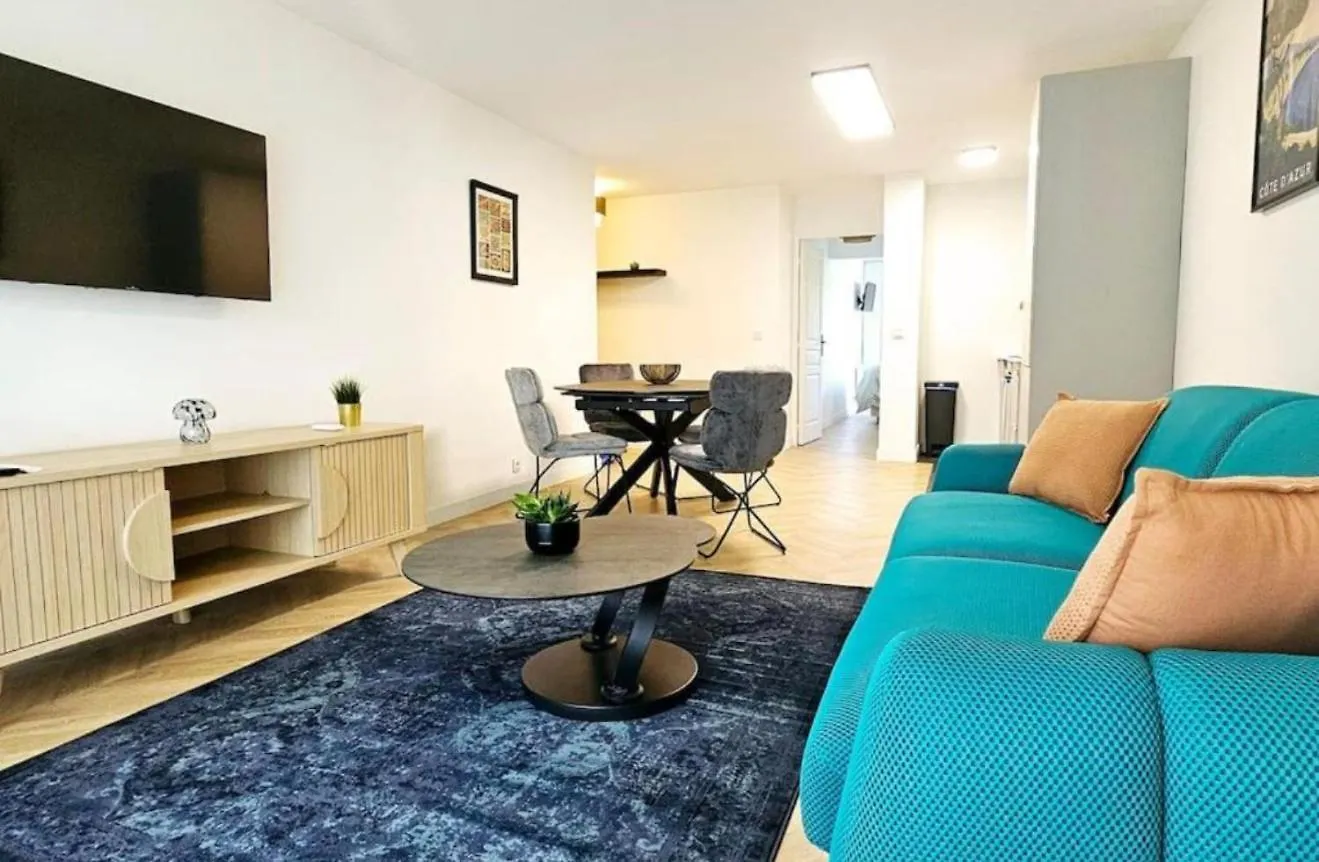 Cannes Croisette Sea & Sky Appartamento